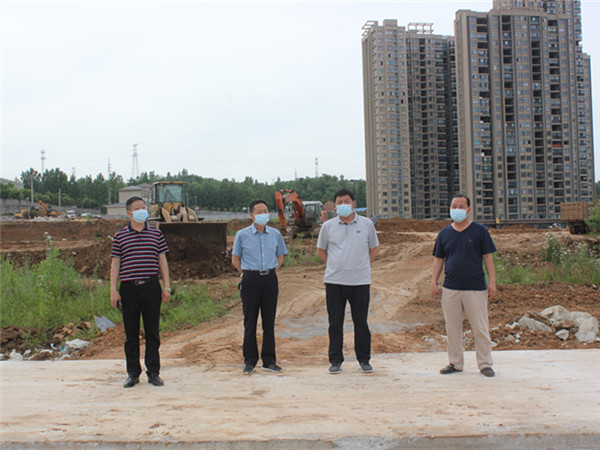 局长杨耀东时刻心系职教园区建设